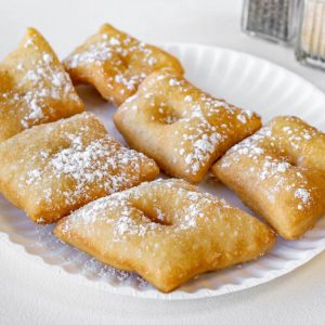 LuckysPizzeria_ZeppolesWEB